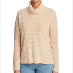 Eileen Fisher 100 % CASHMERE sweater cream